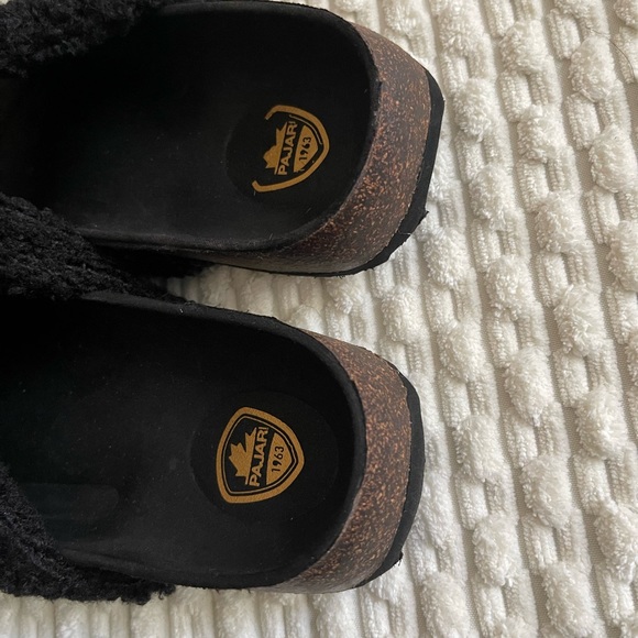 Pajari Slides - Picture 7 of 7